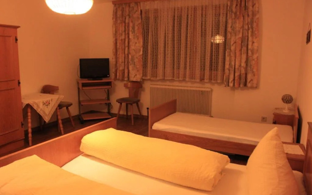 Pension & Restaurant TsingDao