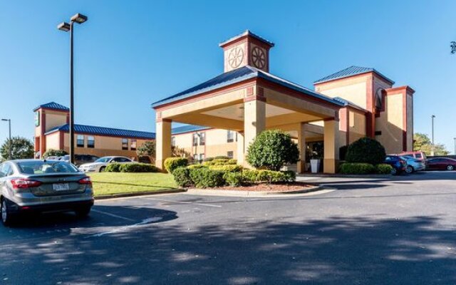Holiday Inn Express Clemmons (Winston/Salem Area)