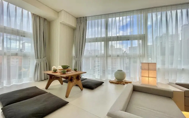 UH Suite The Myeongdong