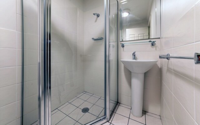 Bay Parklands, Townhouse 9, 2 Gowrie Avenue