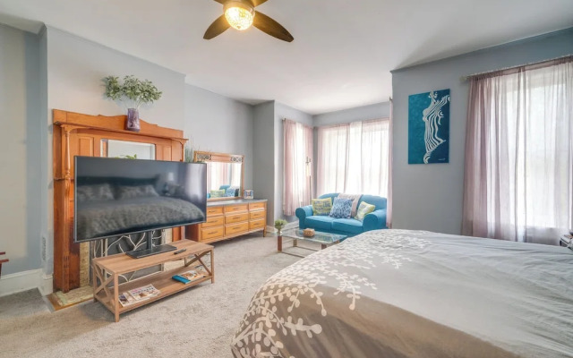 Historic Georgetown Townhome: Walkable Location!