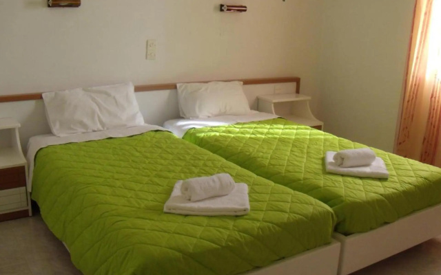 Antigonis Apartments
