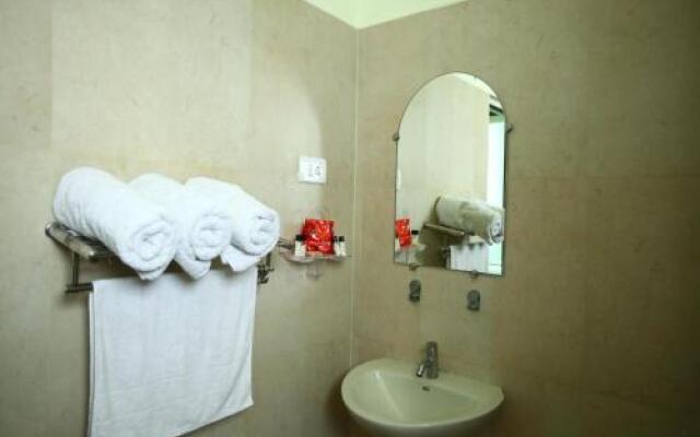 OYO 810 Apartment T Nagar