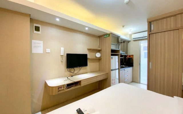 Cozy And Comfy Studio At Bassura City Apartment