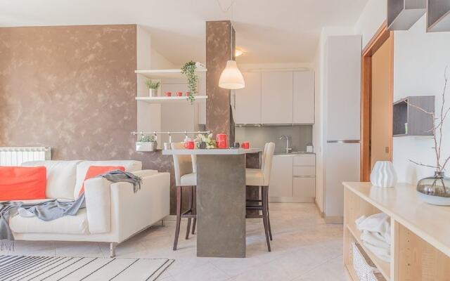 Sunset Flat Varenna Pino