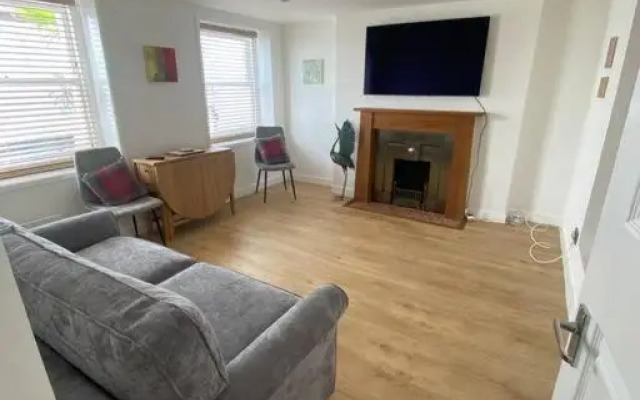 Relaxing costal retreat sleeps four people