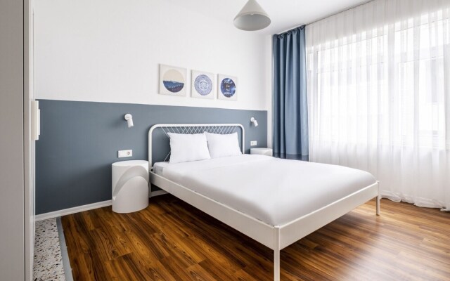 Sleek Studio Flat With Central Location in Kadikoy