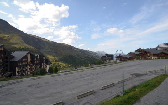 Appartement Les Menuires, 1 pièce, 4 personnes - FR-1-452-262