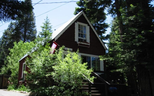 Tahoma Meadows Bed and Breakfast Cottages