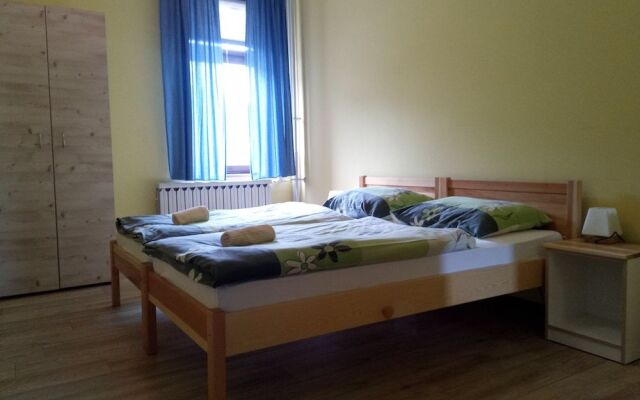 House Budkovic - Hostel