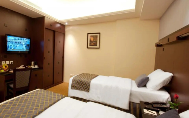 Best Western Plus Bakkah Awan Hotel