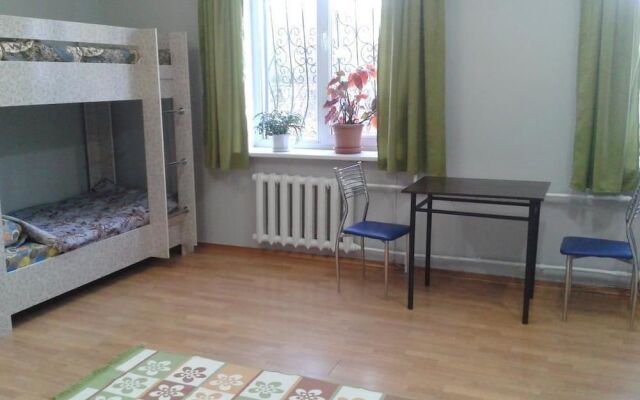 Hostel64