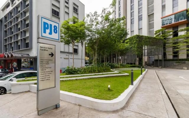 PJ8 Service Suites by Airhost