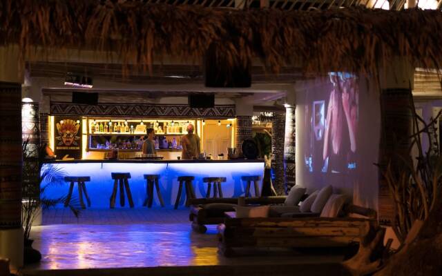 Afreeka Beach Hostel & Music Bar