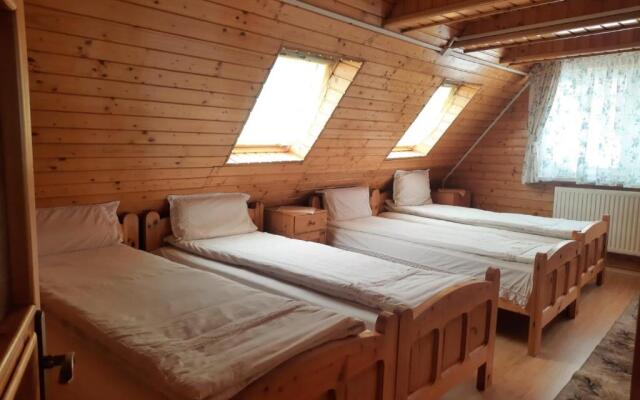 Antal Villa - 5mins to ski slope & 1min to skating