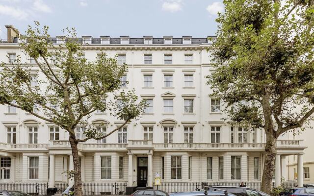One Thirty Queensgate