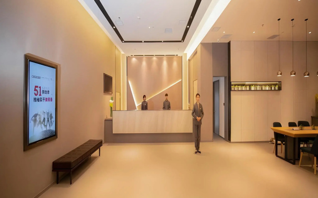 Homeinn Selected Hotel (Dandong Railway Station Post and Telecommunications Building)
