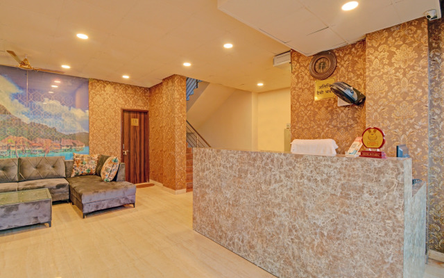 OYO 79935 Collection O Hotel Danaria