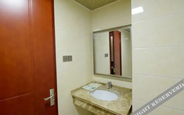 Super 8 Hotel (Xiao County Jin Street)