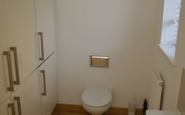 Ramsey Lodge 2-Bedroom Flat