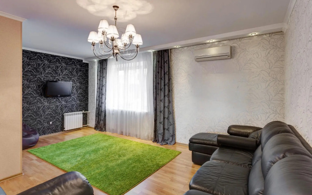 SunVille Apartments on Tikhomirnova Street