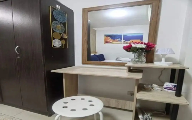 The Golden Shore Suites