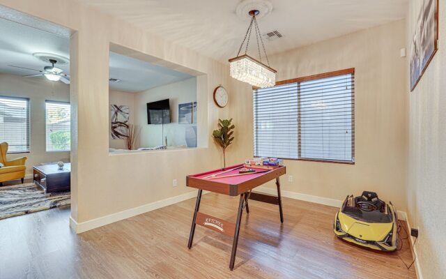 Family-friendly Phoenix Home: 5 Mi to Westgate!