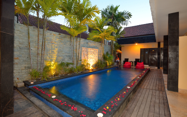 Andari Legian