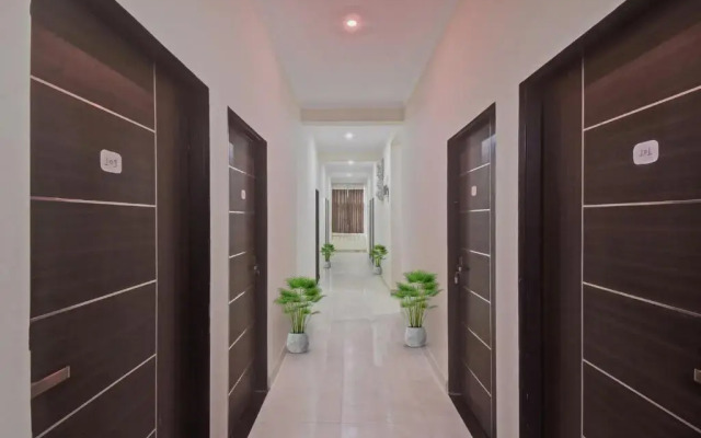 Oyo Flagship 92422 Hotel Ansh Plaza