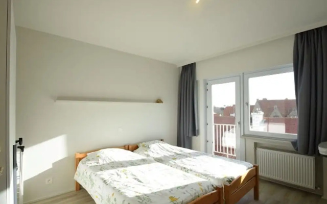 Du Parc 006 Spacious Apartment in De Haan
