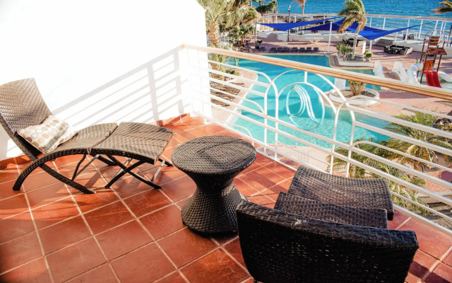 San Carlos Plaza Hotel, Beach & Convention Center