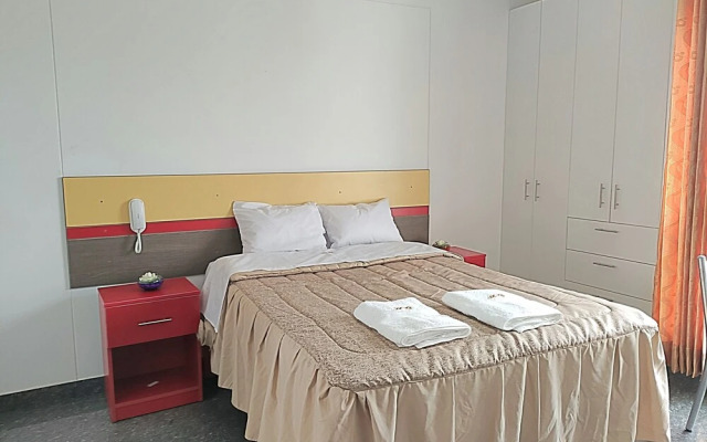 Genova Hostal