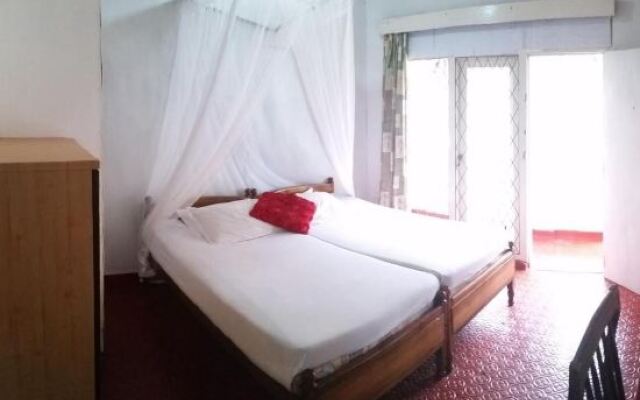 Mrs Wijenayake's Beach Haven Guest House