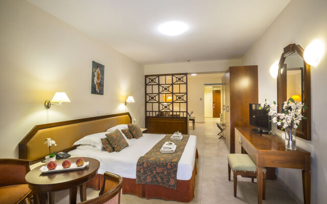 Aquamare Beach Hotel & Spa