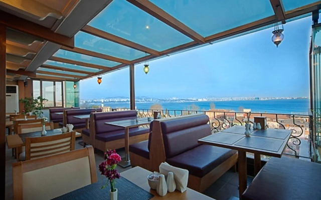 Hippodrome Hotel