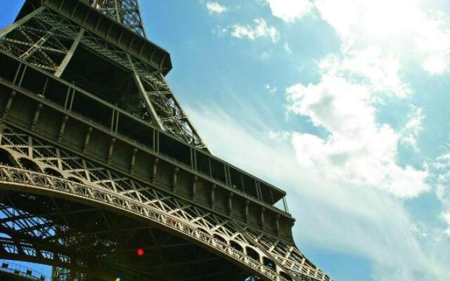 Villa Bellagio Villejuif by Popinns