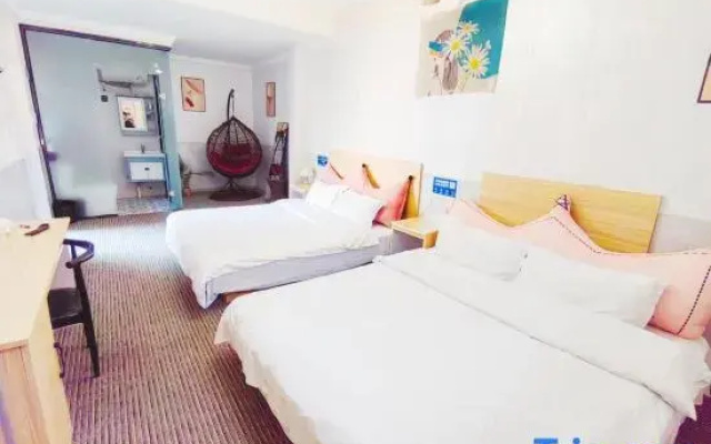 Luyuan Homestay (Kaifeng Longting Branch)