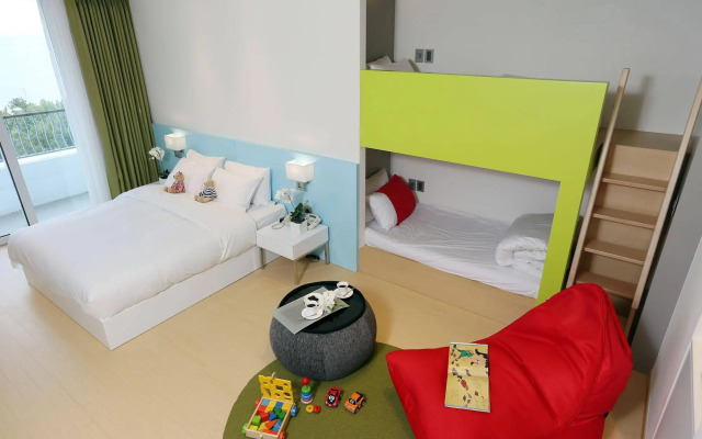 The Suites Hotel Naksan