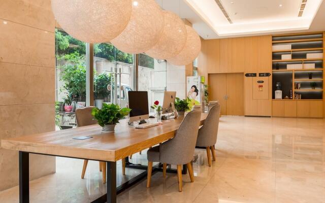 Chonpines Hotels·Leshan Giant Buddha