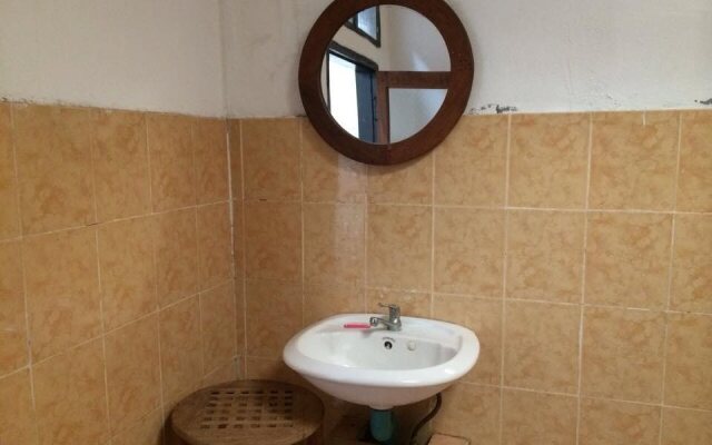 Thakhek Travel Lodge