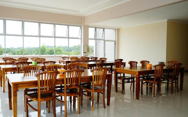 Capital O 399 Kelayang Beach Hotel