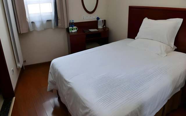 GreenTree Inn Beijing Qinghe High-speed Railway Station Shangdi Anningzhuang Shell Hotel – Guest Rooms – Beijing