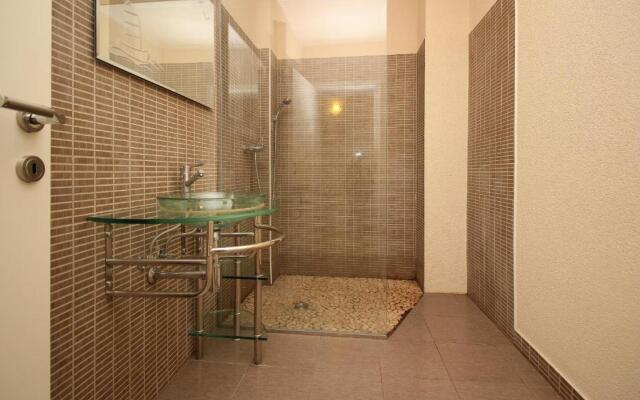 Apartment Dražen