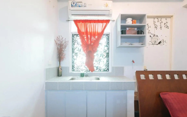 Budget Backpackers Transient House Near Naia by RedDoorz