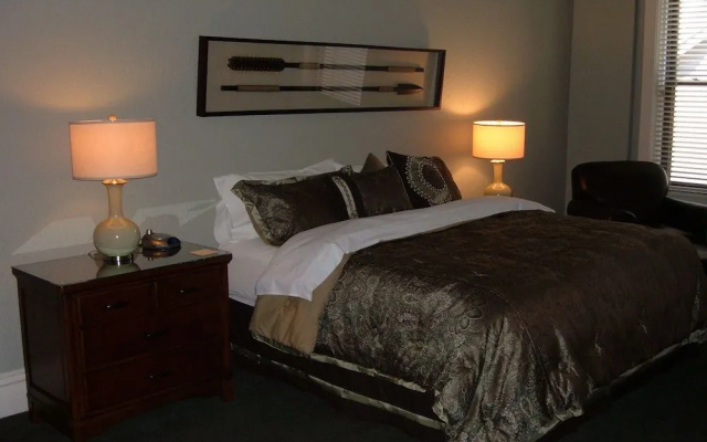Tremont Inn on Main
