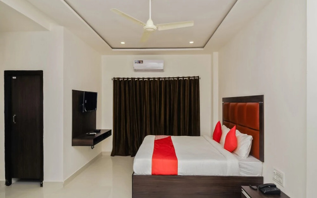 OYO 26941 Hotel Palm International