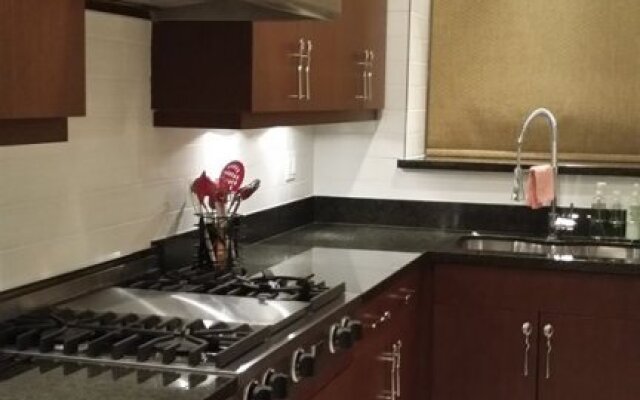 Vancouver Airport Luxury House