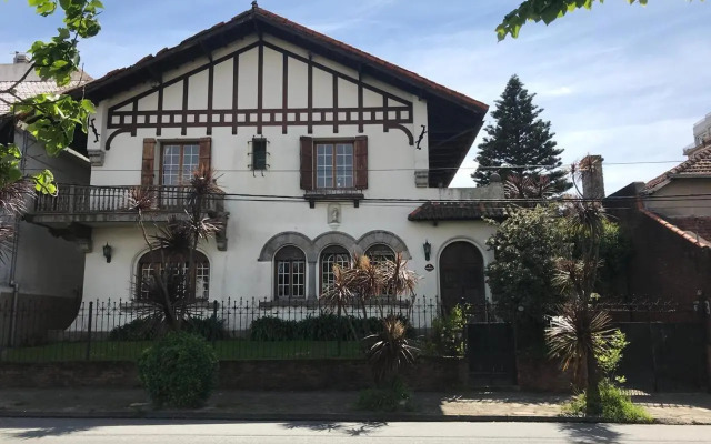 Villa Black Bnb