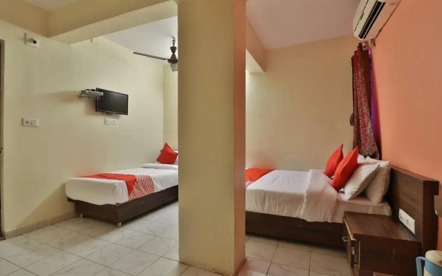 OYO Rooms Maninagar Station 3