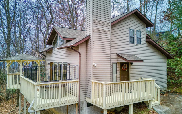 Mtn Chalet w Pool-hot Tub-gym-game Room-sauna